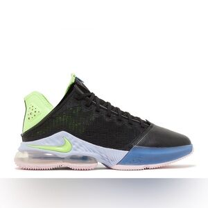 Nike LEBRON 19 LOW 'GHOST GREEN' - 10.5